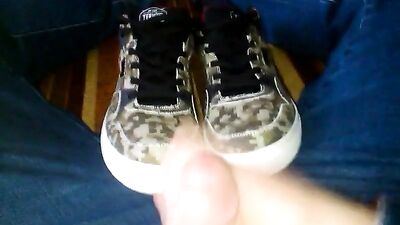 Emo Boy Cums on Skater Sneakers - Fetish Footage!