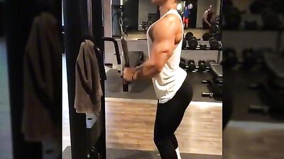 Workout Biceps (Gay Fetish Amateur Big Cocks)