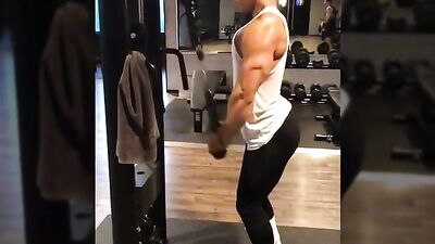 Workout Biceps (Gay Fetish Amateur Big Cocks)