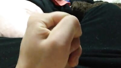 Hands on Amateur Cum Shots: The Ultimate Experience!