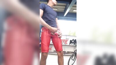 Gay Outdoor Handjob Adventure - Cam 9452