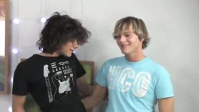 Bareback Superstar Bliss - Action-Packed Gay Porn Adventure!