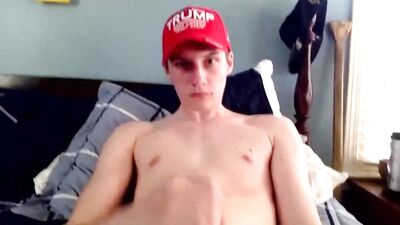 Horny MAGA boy