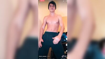 Noah home alone twink practice dance moves cam