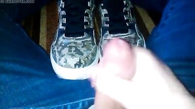 Teen boys gay porn cums on his sneakers and licks