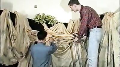 Украсили зал, заодно и потрахались