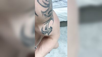 AA Vid - Hot Gay blonde shows off his body