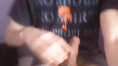 Gay Porn Bliss: Amateur Boys Cum Shots