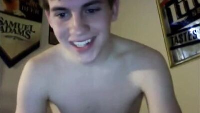 Exploring New Cum Shots: Amateur Handjobs with VAKSIS VIDEOSjuy!