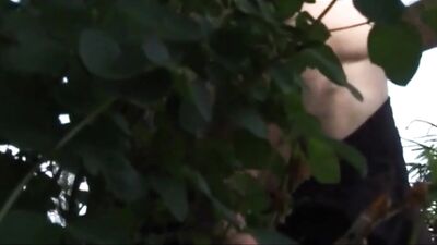 Bareback Facials: Outdoor Bare Sex (190 chars)