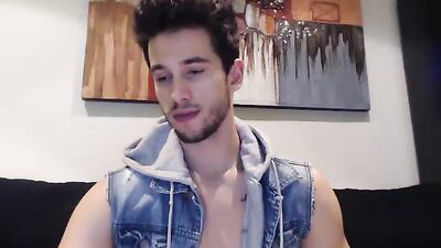 One-on-one Amateur Cum Shots and Handjob Cam!