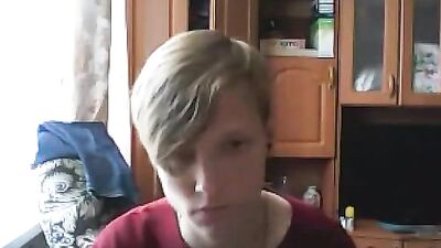 Young Cutie Cums: A Hung Amateur Handjob Delight