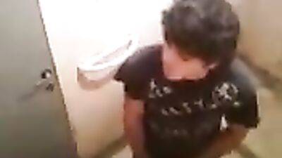 Brotherly Desires - Fun Straight Boys Voyeur