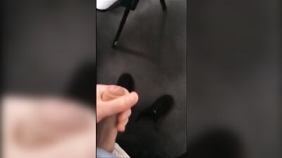 Cam Sessions: Amateur Cum Shots & Handjobs - Revisited