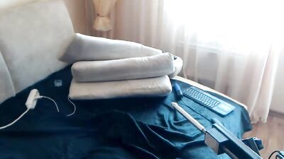 Playing with The Sex Machine - More Action Amateur Bareback Porn @ Boycams.ca