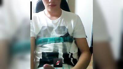 Handjob Skype Cum Shots Solo Revamp: Up Close and Personal