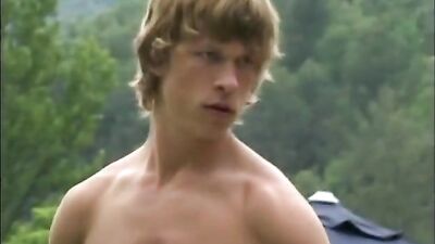 MUSCULAR MENAGE: A THREE-WAY ADVENTURE!