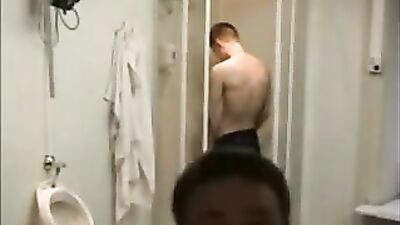 Gangbang Blondes: So Many Boys, So Much Action!