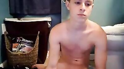 Young Twink Gets Hard on Cam @ Boycams.ca - Action Amature Bareback
