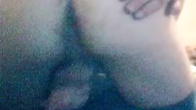 Woke up early and horny: Gay Web-Cam Porn Experience!