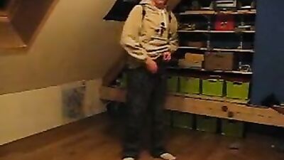 Cumming for Cute Nerdy Pleasure: The Ultimate Solo Gay Porn Experience