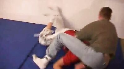 Gay Wrestling Fun Amateurs - Get Ready for the Ultimate Match!