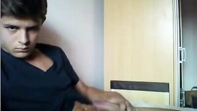 Expose Yourself in CAM: Big Naked Boy Web-Cam Showdown!