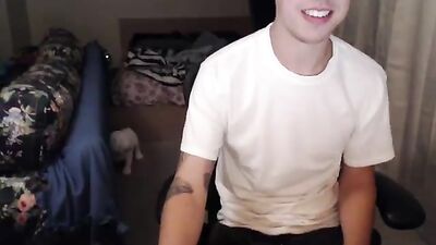 Big Cocks & Hot Boys: The Ultimate Wank and Cum Experience