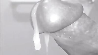 Cumming Spmer Niagara: Handjobs and Cumshots Galore!