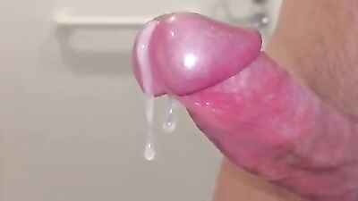 Cumming Spmer Niagara: Handjobs and Cumshots Galore!