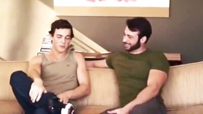 Jarec Wentworth Jus... Owen720p - The Ultimate Gay Porn Experience!