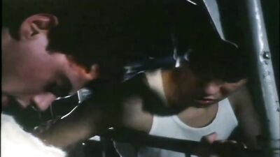 Gay Porn Minetés: Boys Bedroom Fuckfest!