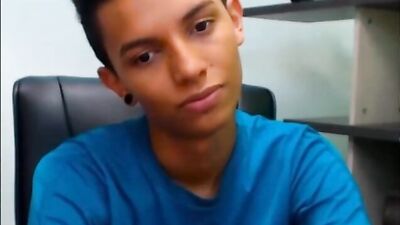 Sexy Latino Smoothie Cums on Cam in the Best Way!