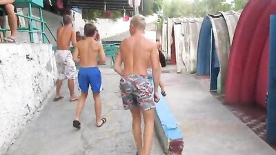Summer Lust: Public Outdoor Amateur Fun!