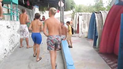 Summer Lust: Public Outdoor Amateur Fun!