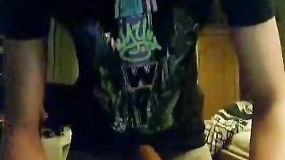 Sweet Pecker Web-Cam Amateur Solo - Exploring the limits of pleasure!