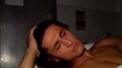 Bareback in the Night with a Twink Student: Ultimate Cum Shots Experience