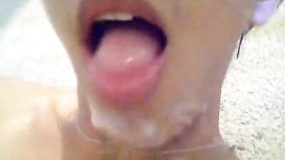 Asian Boy Web-Cam Solo: Exploring New Heights of Eroticism!