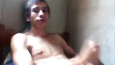 Amateur Big Cocks Solo: Alessandros Gay Porn Adventure