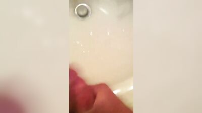 Gay Kikguy: A Straight Guys Journey into Gay Porn!