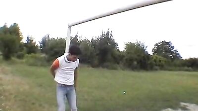 Bareback Oral Cum Shots - Hot Boys Fuck Bare Outside in Bed