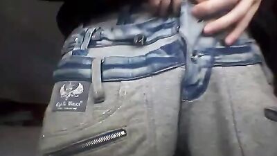 Boy shoots a big load^^