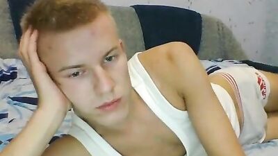 Young Blissful Smoothie: Cum Shot Handjob Delight