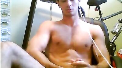 Cumming Freshmen Solo - Amateur Big Cocks Cum Shots!