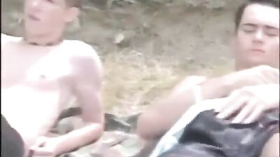 Happy Foursome in Nature: Wild Sex between Gay Guys!