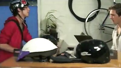 Flip Fuck Lovers: Blond Boys in Ass Play Bareback