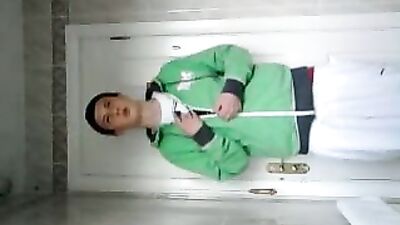 Young & Wild: Solo Teen Wank - A Gay Porn Experience