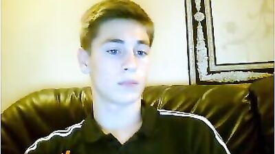 Gangbang with BB10: The Ultimate Gay Porn Experience!