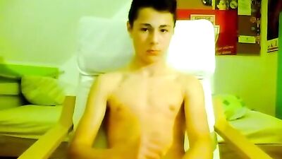 Cum on Paper: The Amateur Web-Cam Experience