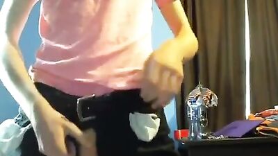 Young and smooth American eagle with a radiant smile - Cum Shots Handjob Solo